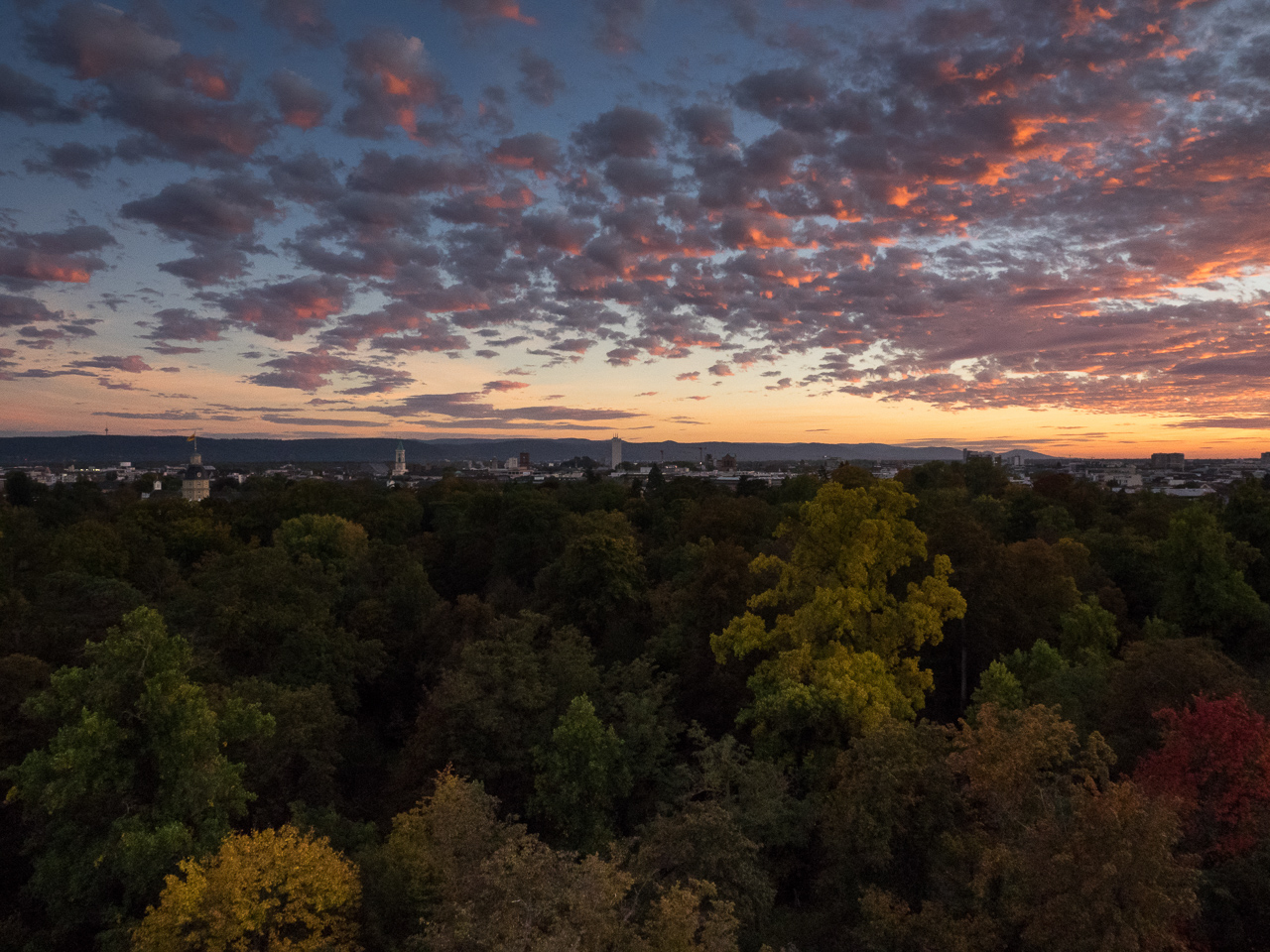 Abendrot über Karlsruhe